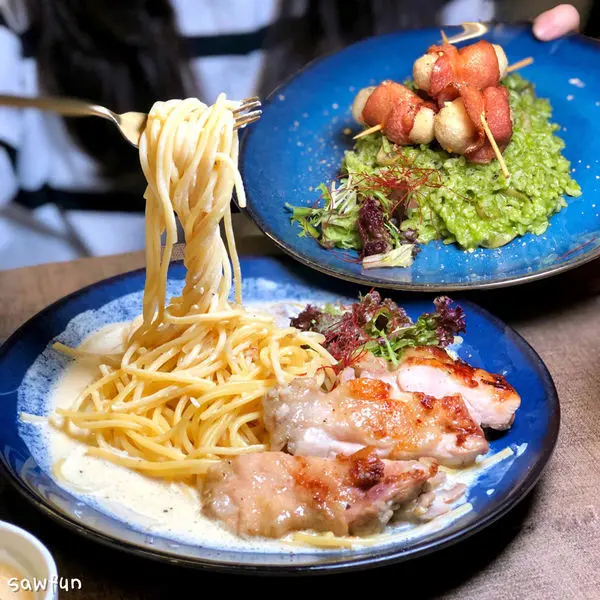 【台中美食】村口微光 童話歐式小木屋餐廳 義大利麵 燉飯創意料理 花生湯圓和培根碰出新滋味 一中街美食