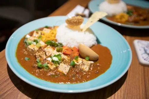 雷咖哩 Les Currys - 以前的雷斯理，現在的雷咖哩