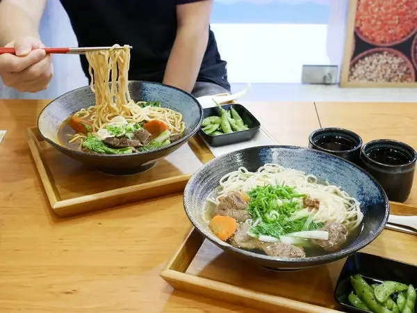 老底鍋 - 新北永和超效率牛肉麵，點餐出餐10分鐘內搞定，趕時間的朋友還不來快閃吃一波