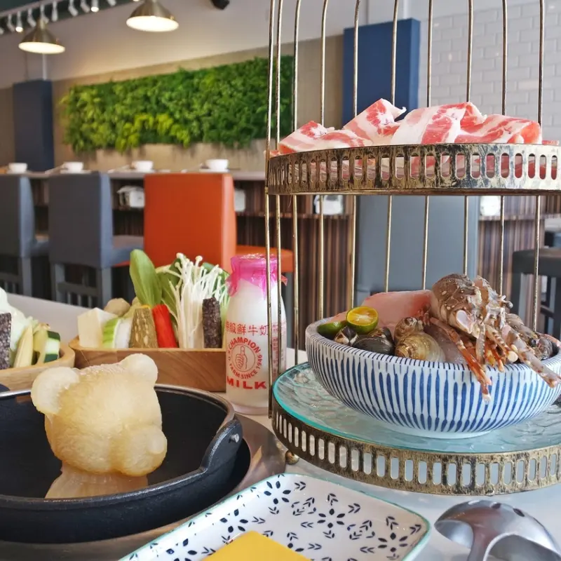 【好食分享】新竹竹北,同樂食鍋,公司聚餐推薦,超可愛的熊熊牛奶鍋vs霸氣龍蝦套餐,你吃過了嗎?