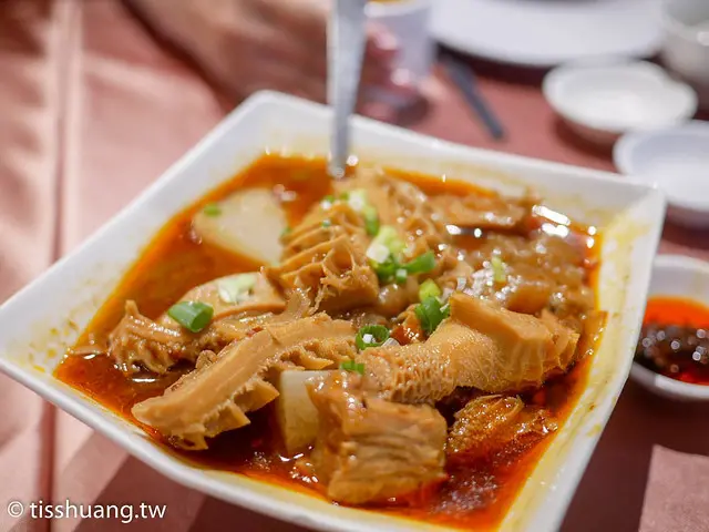 雅苑港式飲茶｜國父紀念館美食推薦｜30年老店饕客最愛｜非常道地又美味的港式飲茶