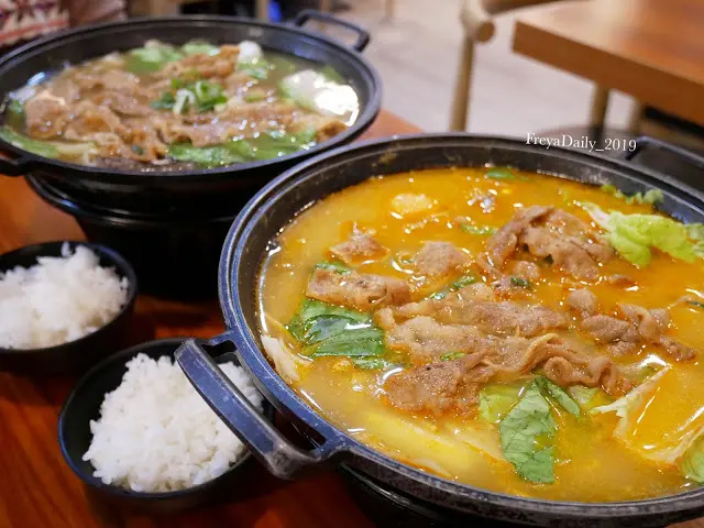 2020, January 走吧台北哪裡吃美食：小石鍋Mini Stone 北投區石牌站 白飯、飲料、冰淇淋無限供應 平價超值燒肉小火鍋  (連鎖店)