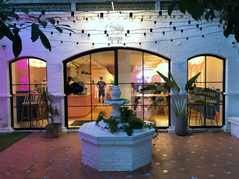 [台北國父紀念館網美打卡名店]沐朵MUDO 創意時尚輕食茶飲(大安旗艦店)/白雲、飛鳥與熱氣球的歐式造景裡享用輕食下午茶