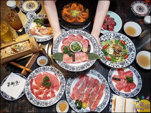 墨妃家|網評4.5星特色宮廷風時尚京品燒肉 好吃好拍還可穿搭宮廷服@商妮吃喝遊樂