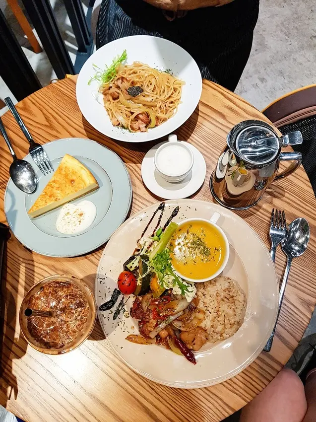 Coppii Lumii living coffee 冉冉生活 南港超美不限時咖啡廳