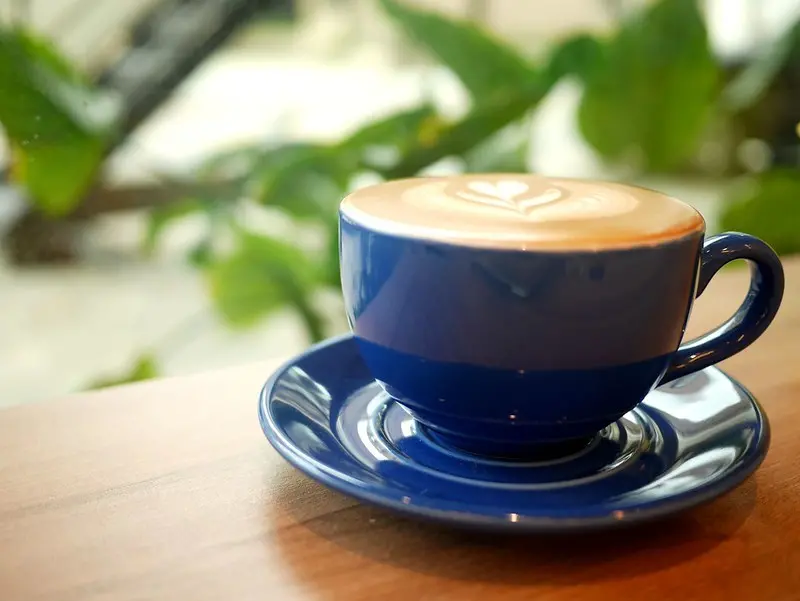 【新竹美食】橋恩咖啡，竹北文信路上簡約風咖啡廳。內用空間有插頭、有WI-FI、不限時。(竹北咖啡店推薦．咖啡豆．咖啡甜點．)