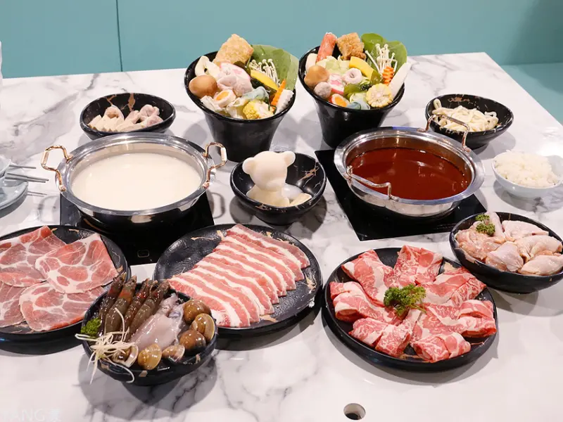 【台北】嗑火鍋，西門町人氣火鍋店，牛奶小熊超可愛