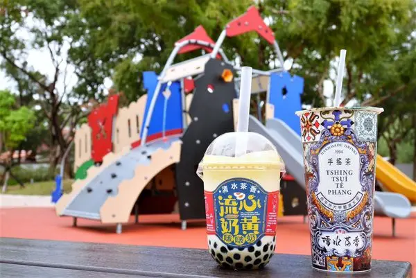 苗栗手搖飲料-清水茶香 竹南店.流心奶皇啵啵奶/燕麥奶茶.人氣手搖飲料.IG拍照打卡飲料店