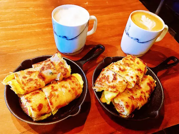 ||吃。台北|| GURU HOUSE PARK NO.4 酒吧裡的早午餐享受