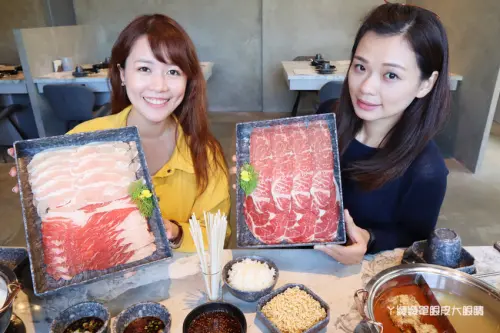 竹北火鍋推薦月團圓火鍋，這間火鍋店可以賞月！ 一個人也能吃鴛鴦鍋 - ㄚ綾綾單眼皮大眼睛