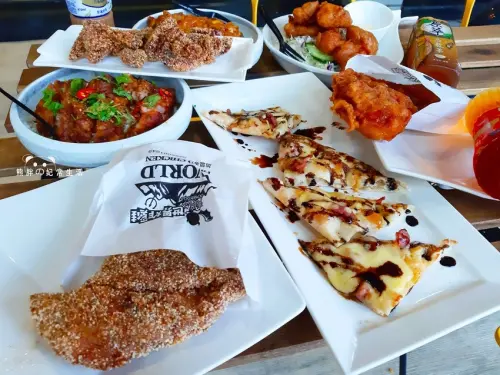 【台中大里】惡魔島世界炸雞厚切雞排、餐廳菜色新上市，獨家料理技術讓雞排......