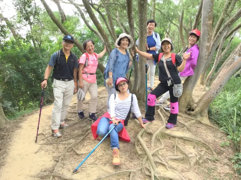 竹北[鳳崎落日登山步道]風景美˙空氣清新˙石板路順暢好走
