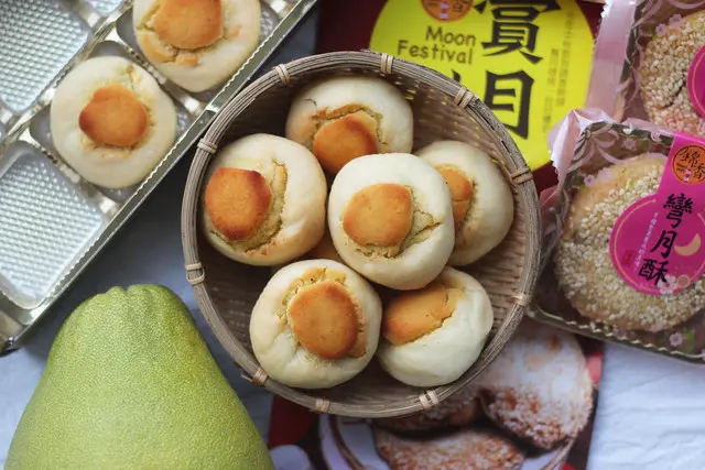 苗栗美食｜錦香餅舖-苗栗多種特色客家伴手禮，肚臍餅可愛又吸睛