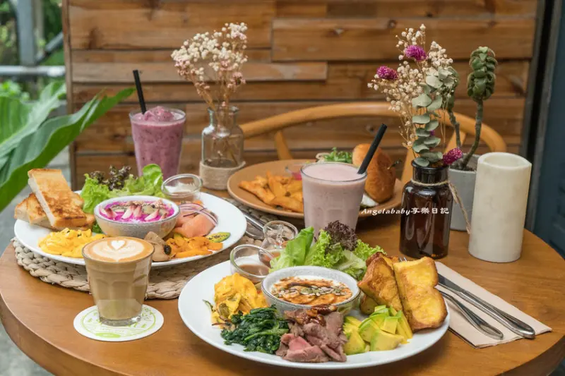 內湖最美味的早午餐、餐酒館『Little Sprout小初芽』台北必吃質感早午餐、內湖早餐、內科美食、城市綠洲、內湖聚餐、網美打卡