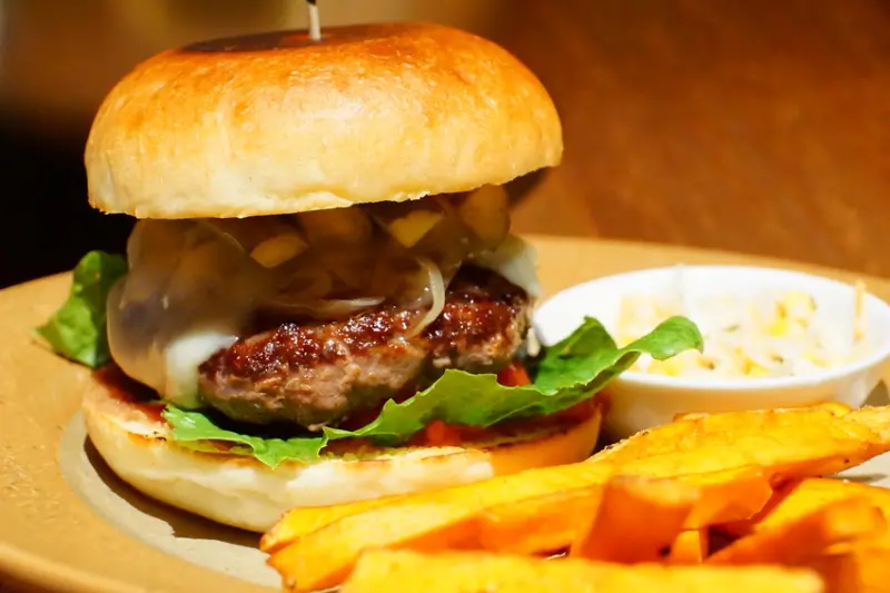 [小初芽 Little Sprout] 台北 內湖 排隊早午餐 堅持手做 健康概念  內湖捷運站美食 好停車