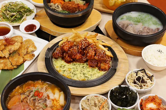 台中美食｜Tigerroar 韓虎嘯-台中JMall商場超夯韓式料理，小菜無限量供應超吸睛