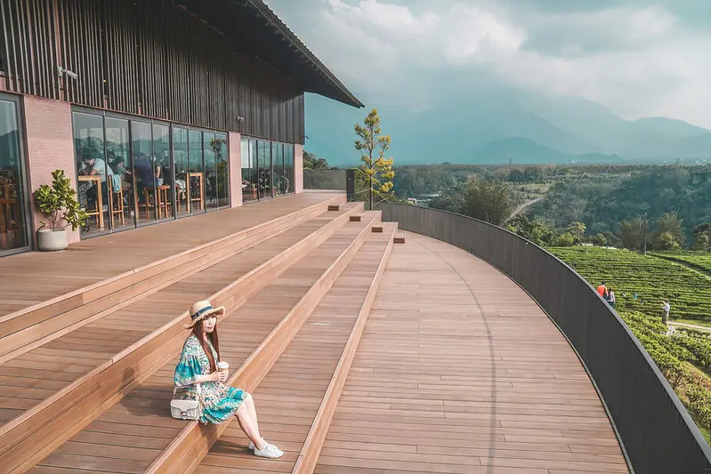【南投魚池│景點】鹿篙咖啡莊園。魚池咖啡廳推薦，俯瞰山林茶園之美，絕美拍照打卡熱點