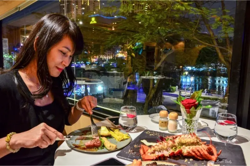 | 高雄美食 | 浪漫晚餐超驚喜大優惠一人只要$1490就能吃到頂級牛排＆波士頓龍蝦/安多尼歐