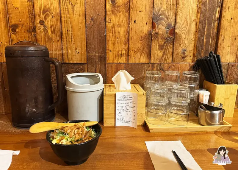 【士林美食】隱家拉麵士林店附菜單，人氣排隊拉麵，士林限定鴨白