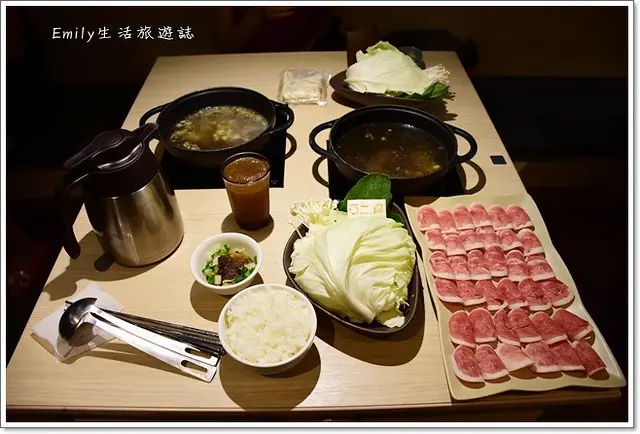 台中美食》石二鍋經典Fresh店。櫻桃鴨肉鍋，我最愛的火鍋