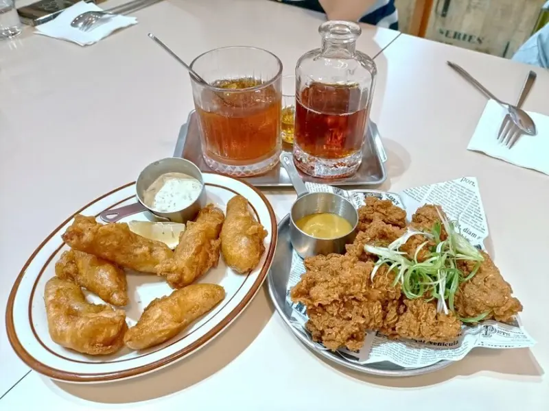 台北市萬華區台北西門町美食| JAI宅 西門店~躲藏在熱鬧的巷弄的2樓，用餐空間寬敞、主打義大利麵的網美餐廳!