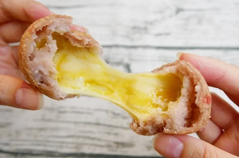 【芋叔叔脆皮芋頭酥】這畫面太美，我不敢看，超狂牽絲起司讓不讓人瘦啊!!