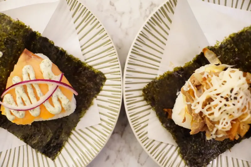 [HOKA CAFE] 台北 中山 拉花比賽咖啡廳 創意手工三角飯糰 南京松江咖啡廳推薦