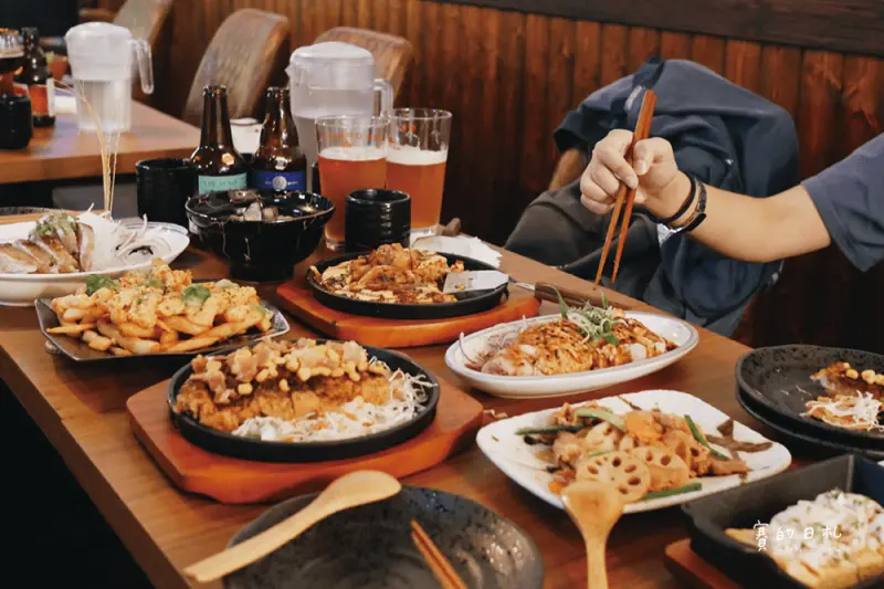 台北中山站美食 ABV日式居酒館｜以懷舊的日本昭和年代為主軸氛圍，餐點也是樣樣經典好吃不踩雷！