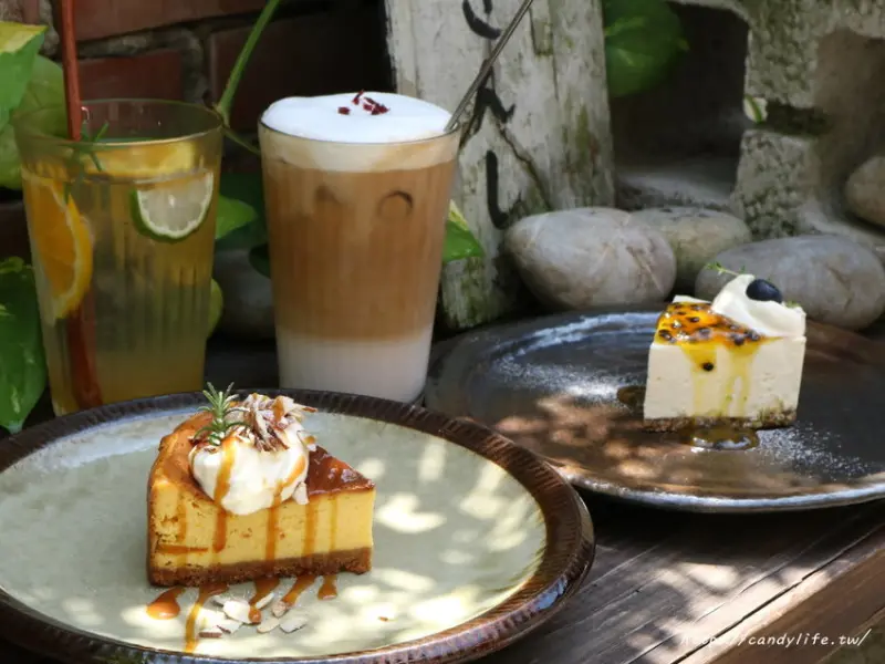 來森もり│巷弄裡人氣老宅寵物甜點店，店貓超可愛，激推南瓜乳酪，可以吃到整塊南瓜！