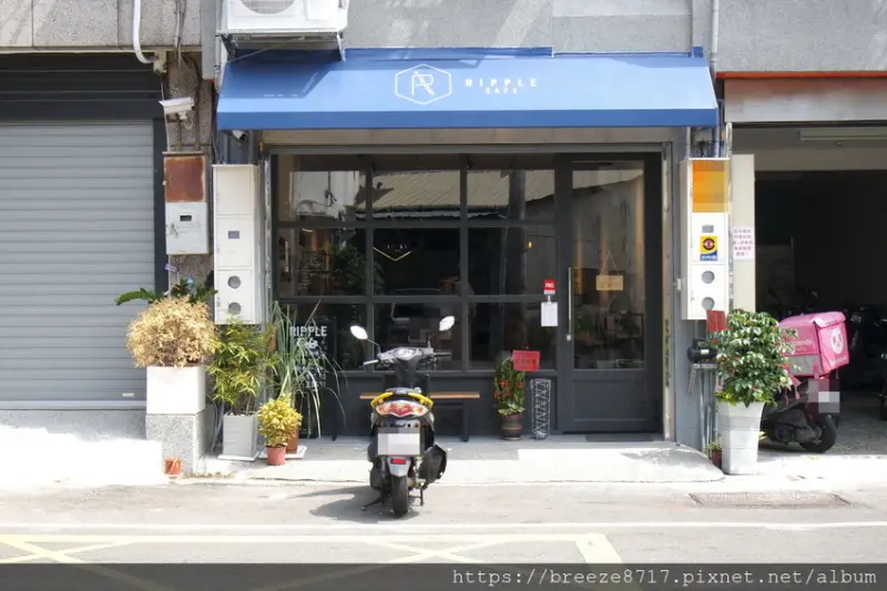 波紋咖啡 RIPPLE CAFE｜美麗天鵝拉花咖啡館【台中市】