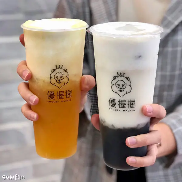 【台中美食】優握握 酸奶大獅 勤美新店報報 第一次喝到酸奶為主題的飲料專賣店 有專利的發酵益生菌 搭配水果茶好拍又健康