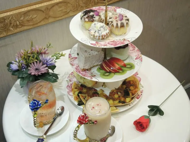 Miss Rose Café｜華麗夢幻三層下午茶套餐！每日限量預約！鹹食大推法國松露橙香脆烤餅！板橋江子翠下午茶甜點推薦