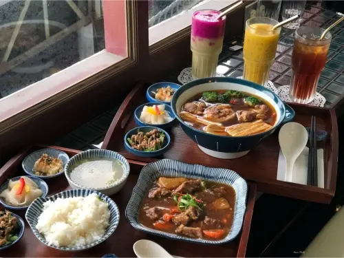 | 高雄美食 | 超隱密的日式風格餐館/低調隱秘約會首選/萬吧ONE.Bar