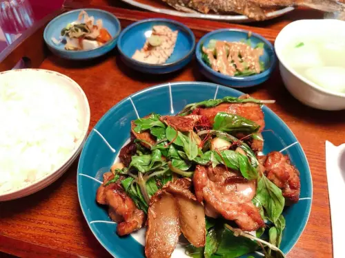 高雄美食/ 苓雅區 萬吧ONE.Bar 昭和時期 台菜料理