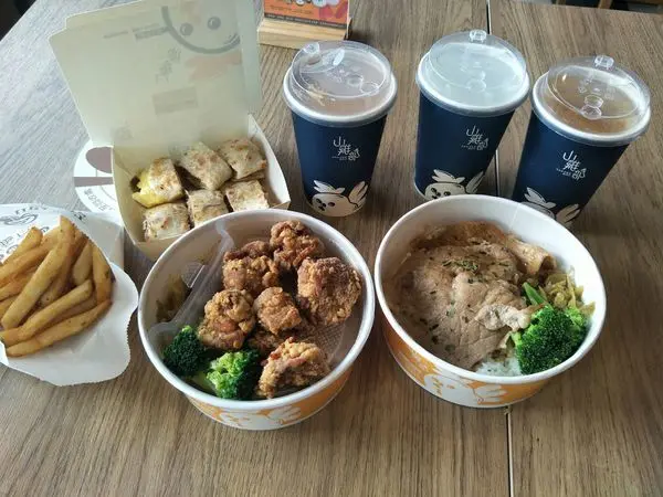 "南港美食推薦-山雞部南港中信店"-方便快速輕鬆點輕鬆吃的限速美味!!