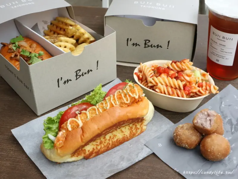 Bun Bun 棒棒│台中人氣早午餐店，超美玻璃屋，主打奶油脆皮麵包，網美必訪～