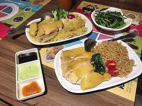 星島海南雞飯龍江店/鮮嫩美味海南雞/台北中山區中山國中站可外送美食/新馬料理