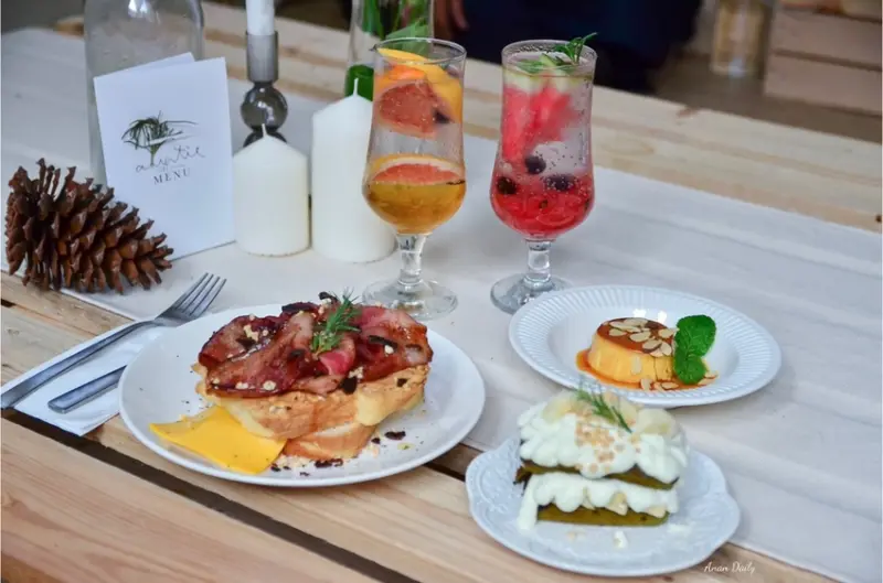 | 高雄美食 |試營運彷彿置身韓國質感白色系咖啡廳/餐點好吃/姨姨咖啡Auntie Cafe