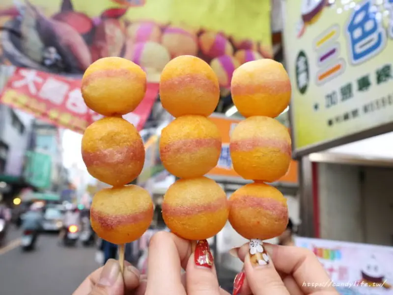 小8三色地瓜球-中美店│向上市場必吃小吃＂三色地瓜球＂，大顆又Q脆，一顆接一顆～