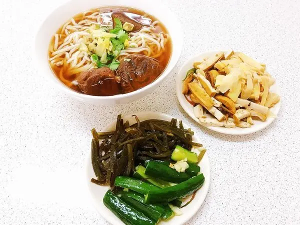 ||吃。台北|| 北京餡餅粥 牛肉麵 水餃快速解決平價美食