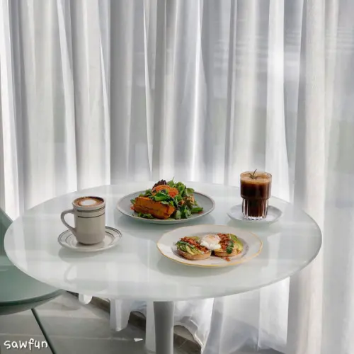 【台中美食】Stunning Cafe 韓風咖啡輕食店 韓國服飾 複合式咖啡廳 網美最愛韓風玻璃屋 嘉明湖附近 台中南屯區美食 新開幕試營運