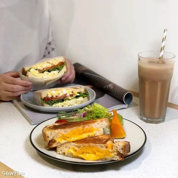 【台北美食】女子早餐 文青的好早餐店 剛開門就快要客滿 遠離鬧區的隱藏版美食 蜂蜜地瓜熱壓吐司 西門町早午餐