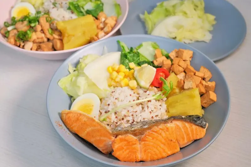 裏享餐盒｜超cp藜麥飯健康輕食餐盒！外食族新選擇！6大配菜均衡飲食！台中輕食推薦、南區輕食推薦、南區健康餐盒推薦、東興路美食推薦、南區水煮餐盒推薦