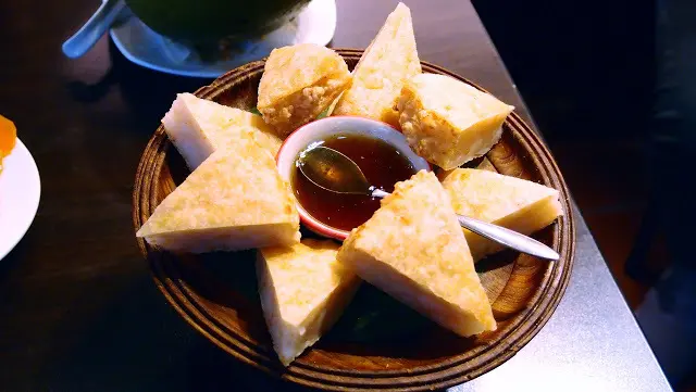 超厚月亮蝦餅和其他都很好吃，象廚泰式料理（文末有菜單）