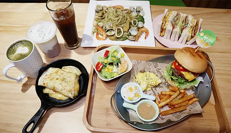 「西門町早午餐」【Dejia得嘉野餐廚房】在地耕耘20年重新裝潢，走年輕時尚的文青風，店餐點調醬全都是自家手工製作，沒有過度添加，吃得出食材的原味健康！