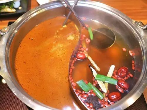 【火鍋.吃到飽】神來一鍋，季節海鮮有夠神.花雕湯頭誠意足