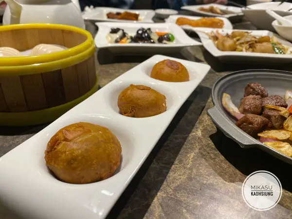 ∥高雄/食．前鎮∥ 好正點港式飲茶 ๑微地雷文 港點吃到飽！新光三越三多店