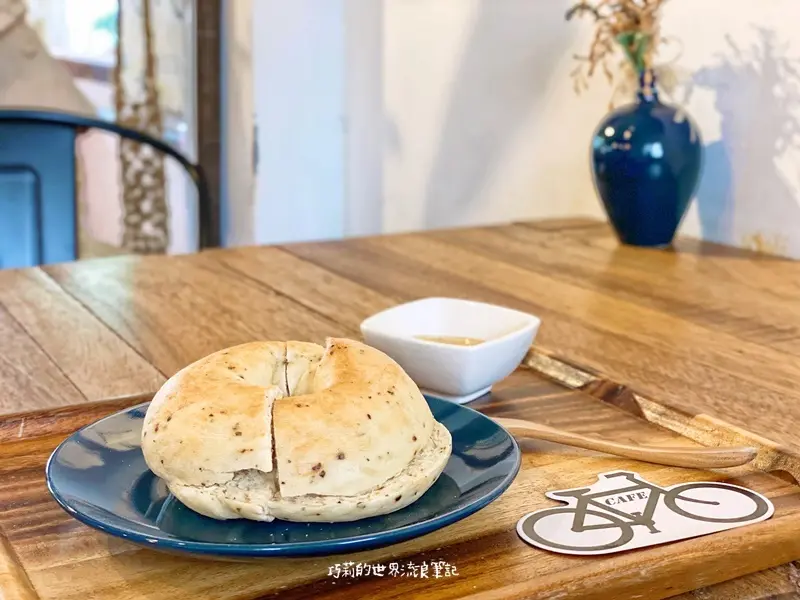 Bike De Koffie || 台東池上車站旁的老宅咖啡廳・用池上米做的美味手作米貝果