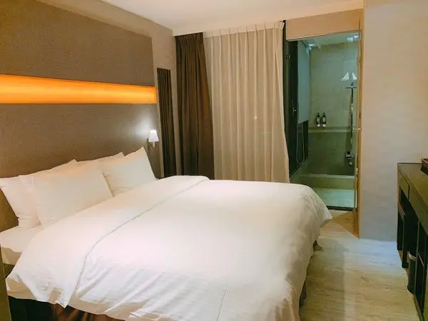 台中住宿推薦,提供免費室內停車位|逢甲叮噹旅舍|bell-hotel|逢甲住宿