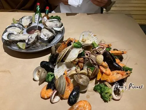 Big Pier 大碼頭手抓海鮮｜華泰美食 🏵 給你一整桶的海鮮大口滿足 🏵